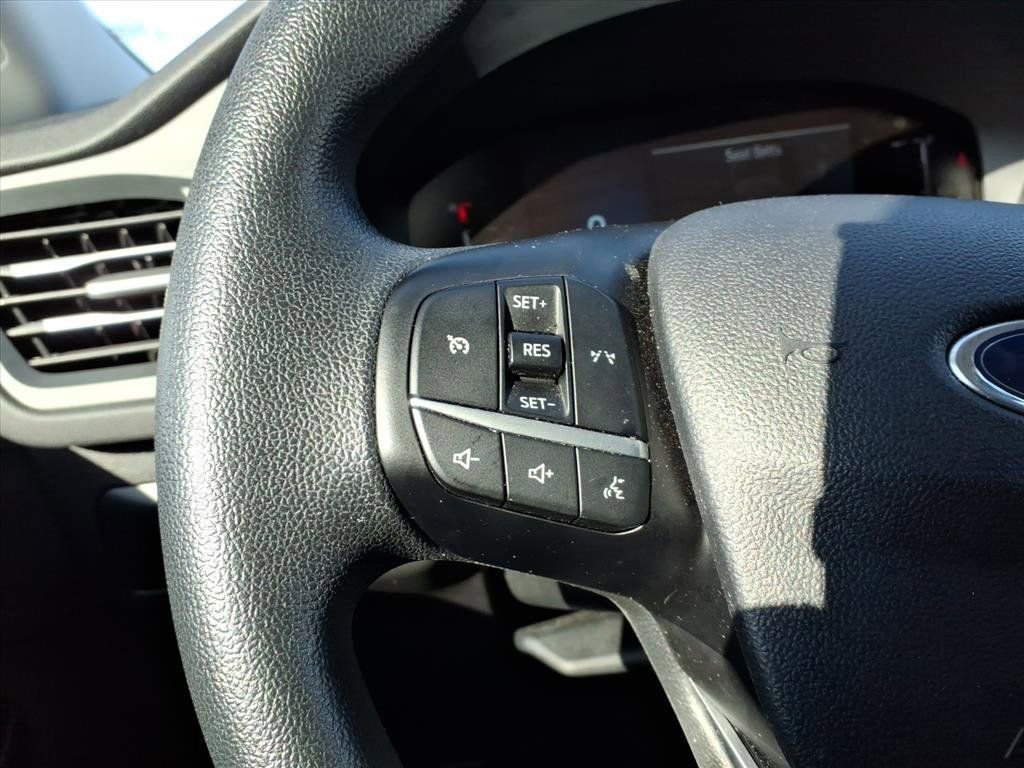 Certified 2025 Ford Escape Active image 16