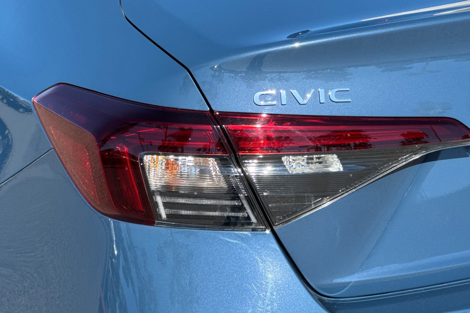 Used 2025 Honda Civic Sport image 24