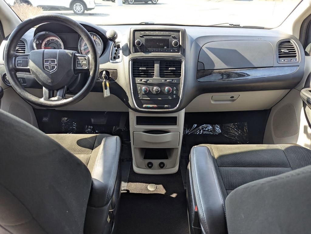 Used 2015 Dodge Grand Caravan American Value Package image 19