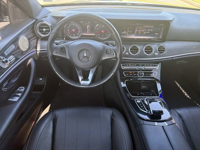 Used 2017 Mercedes-Benz E 300 4MATIC image 24