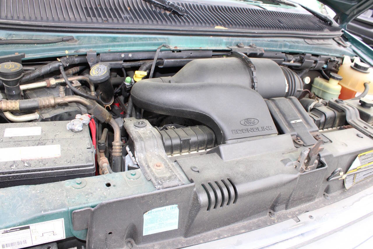 Used 1997 Ford E-150 and Econoline 150 RWD image 33