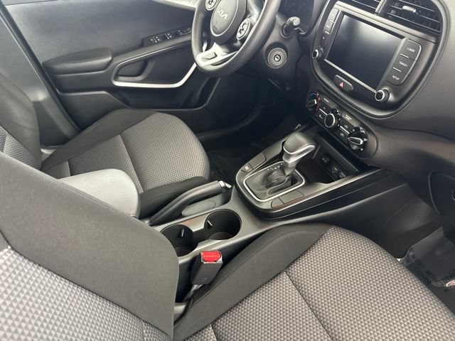 Certified 2022 Kia Soul LX w/ Technology Package FWD image 23