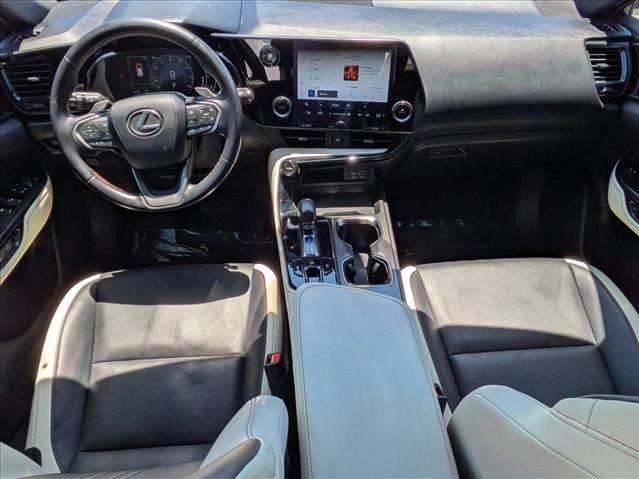 Used 2023 Lexus NX 250 FWD w/ Towing Package (2000 Lbs) image 16