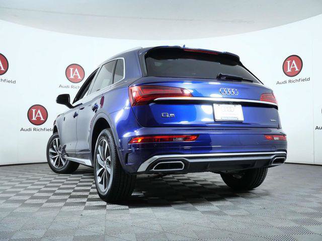 Used 2023 Audi Q5 2.0T Premium w/ Convenience Package AWD/4WD image 6