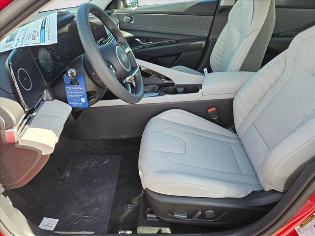 New 2026 Hyundai Elantra Limited image 11