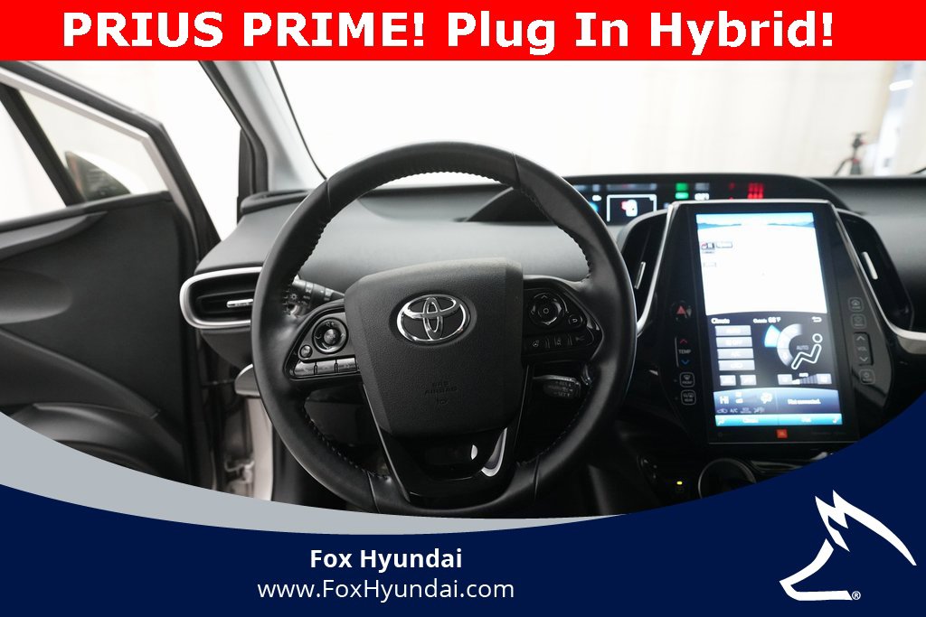Used 2021 Toyota Prius Prime Limited w/ Carpet Mat Package (TMS) image 4