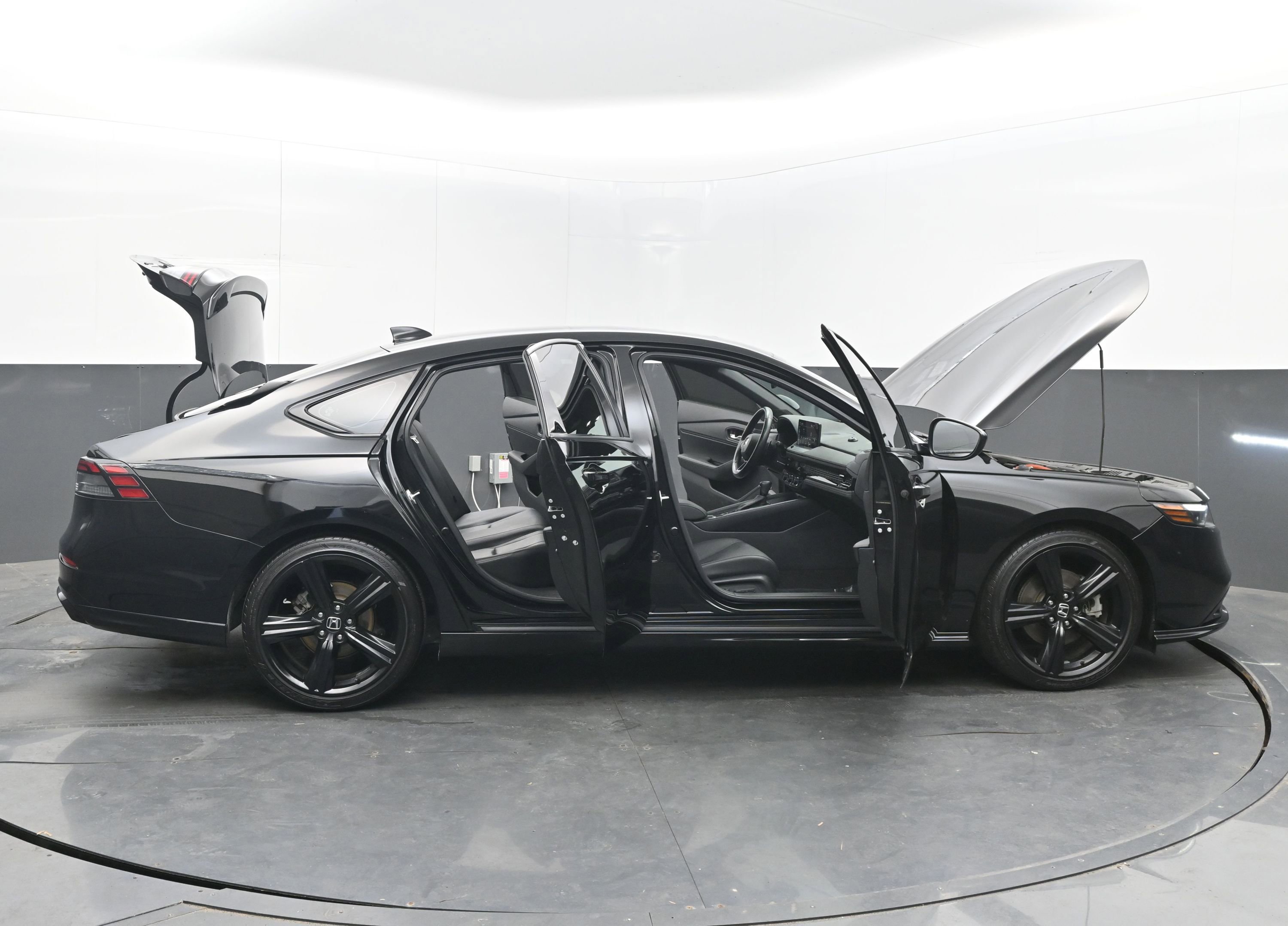 Used 2023 Honda Accord Sport image 45