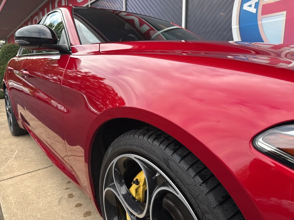 Used 2022 Alfa Romeo Giulia Veloce image 3