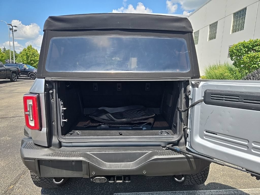 Used 2023 Ford Bronco Badlands w/ Sasquatch Package AWD/4WD image 14