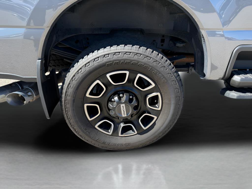 Used 2024 Ford F350 Platinum AWD/4WD image 37