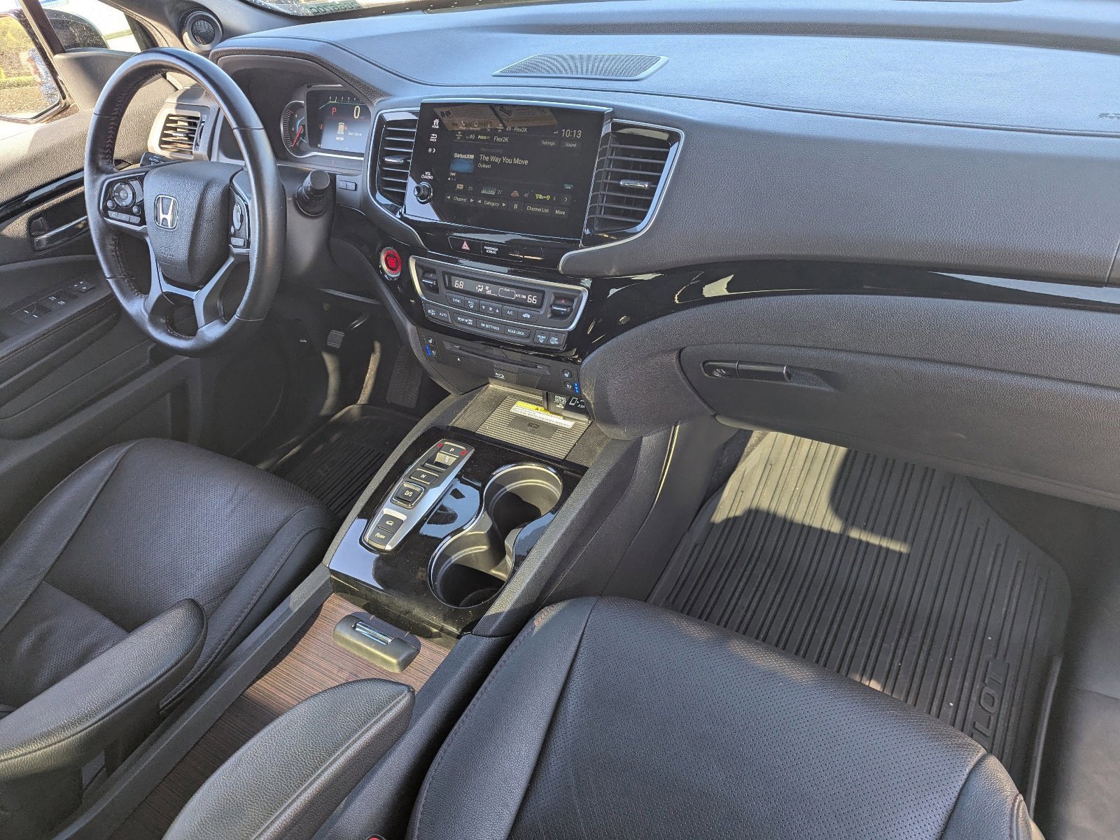 Used 2021 Honda Pilot Black Edition image 13