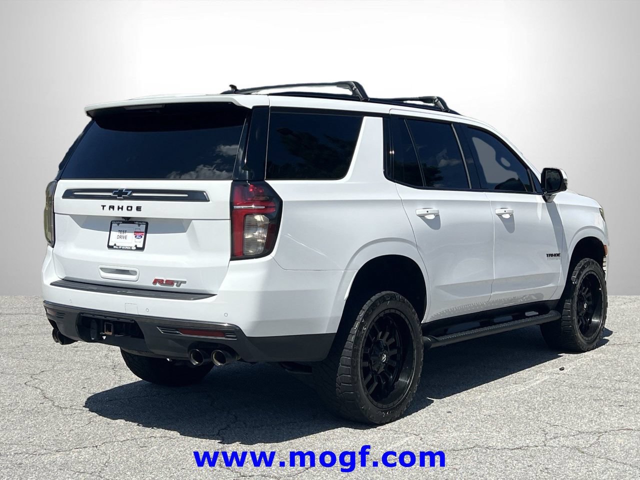Used 2022 Chevrolet Tahoe RST w/ Sport Performance Package AWD/4WD image 3