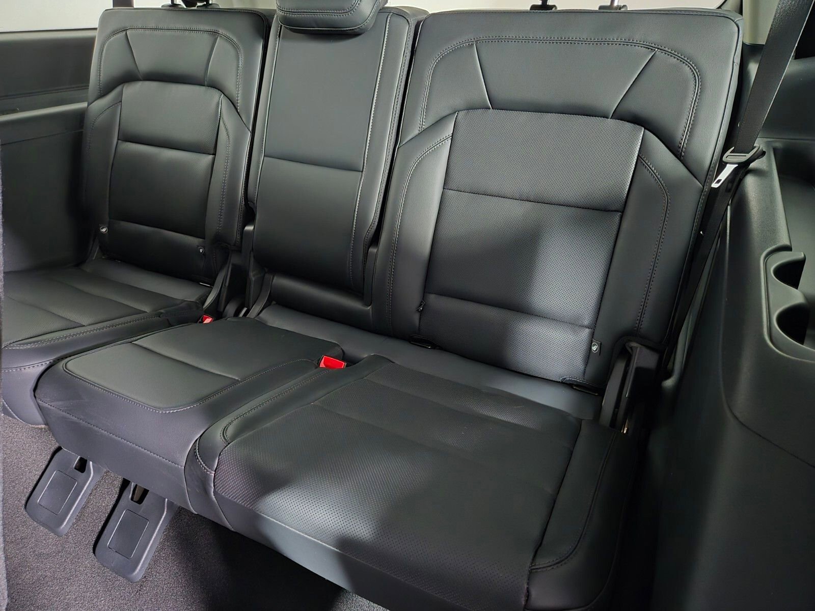 New 2026 Lincoln Navigator L Premier AWD/4WD image 14