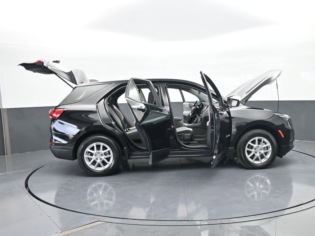 Used 2023 Chevrolet Equinox LS w/ Driver Confidence II Package image 59