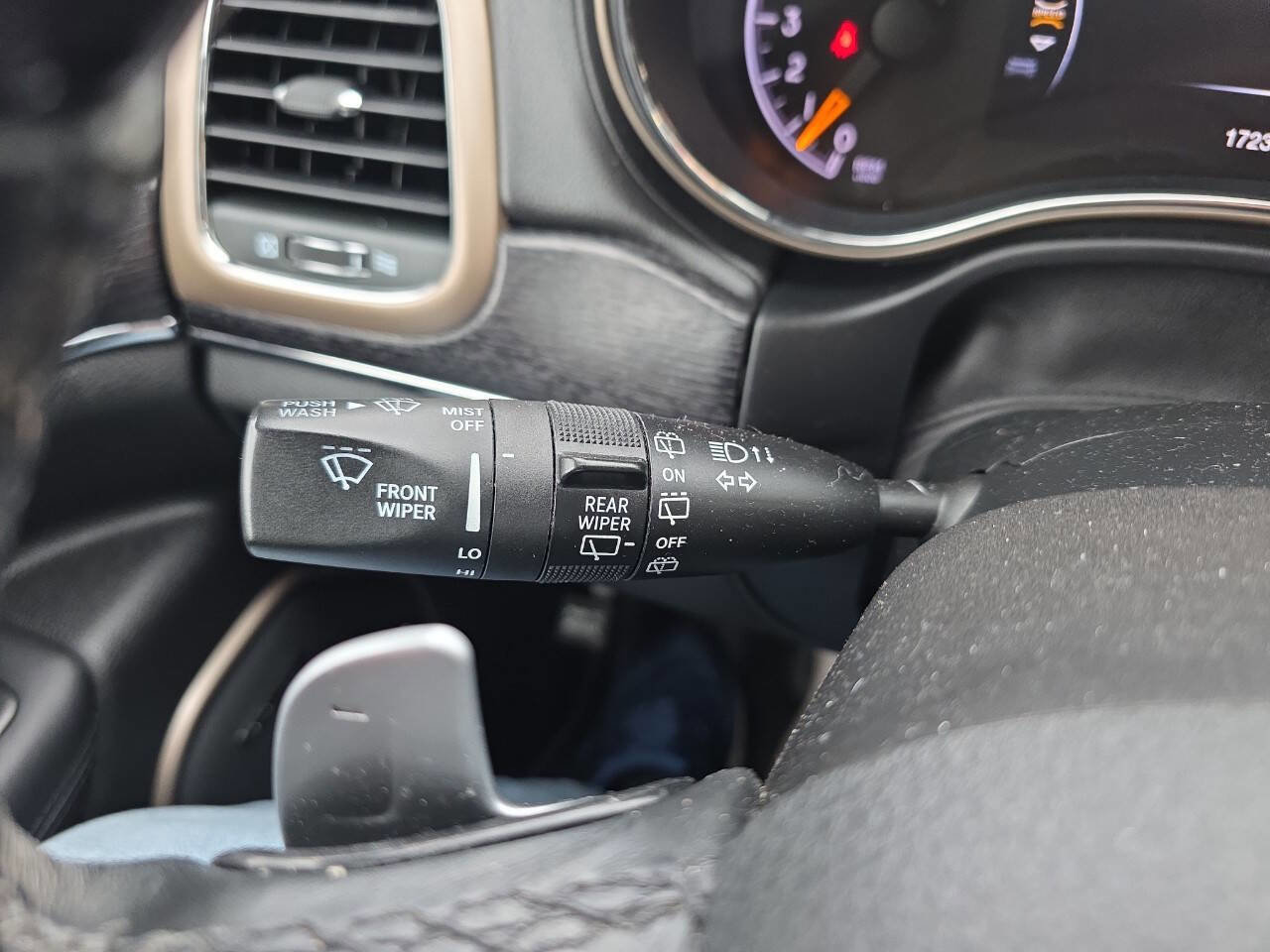 Used 2016 Jeep Grand Cherokee Summit AWD/4WD image 23