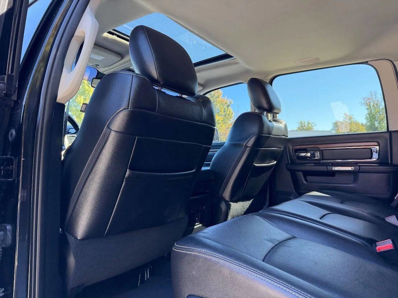 Used 2016 RAM 2500 Laramie image 17