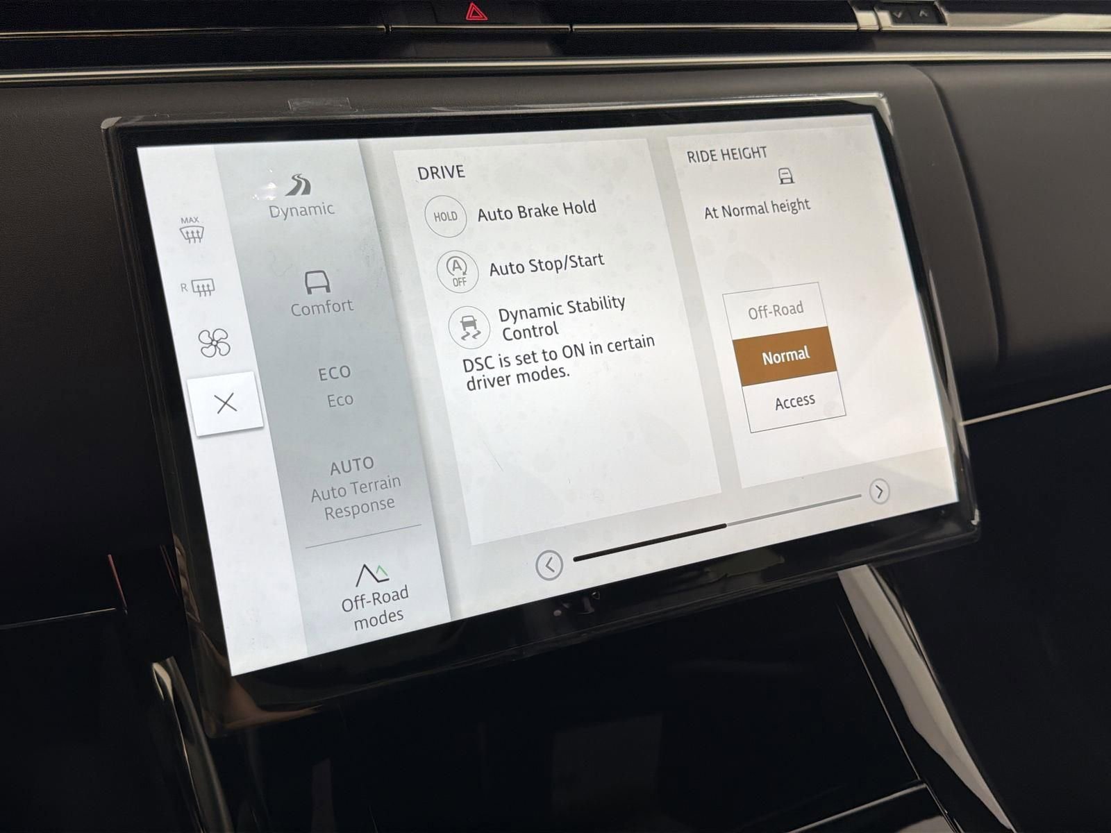 New 2026 Land Rover Range Rover Sport SE image 19