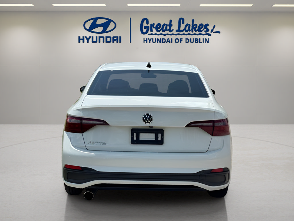 Used 2022 Volkswagen Jetta S FWD image 4