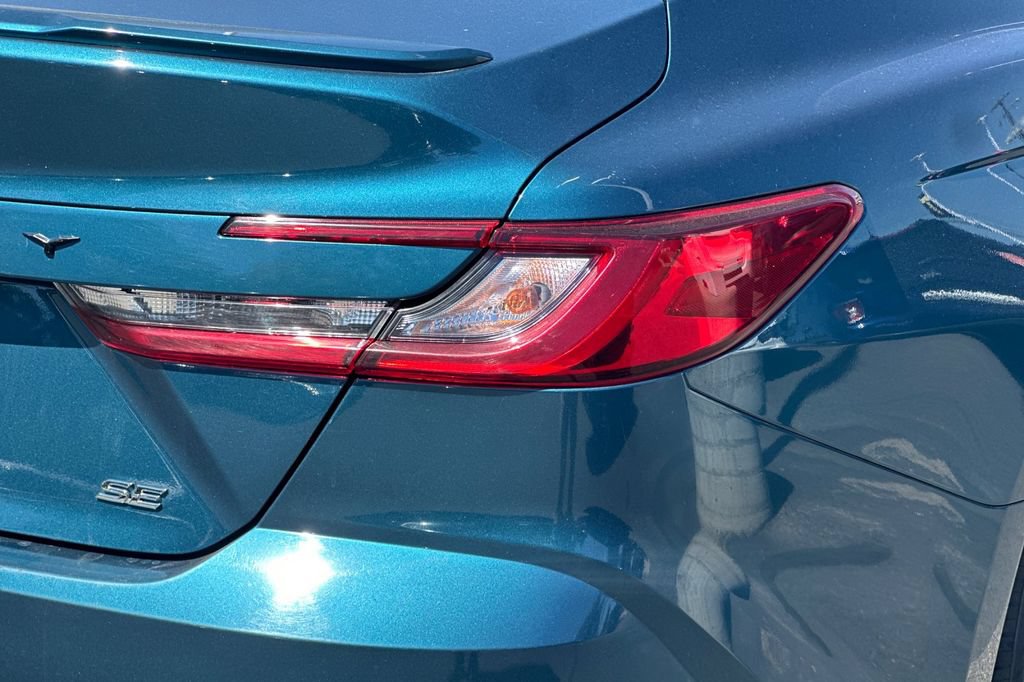 Used 2025 Toyota Camry SE FWD image 24
