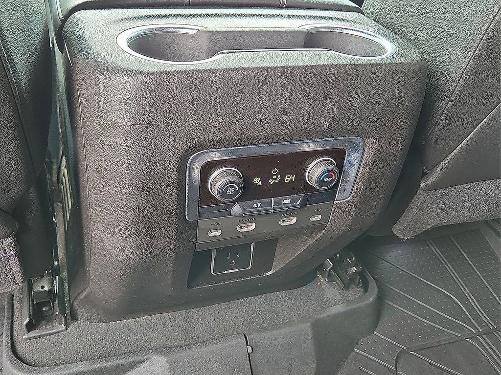 Used 2021 Chevrolet Suburban Z71 w/ Rear Media and Nav Package image 16