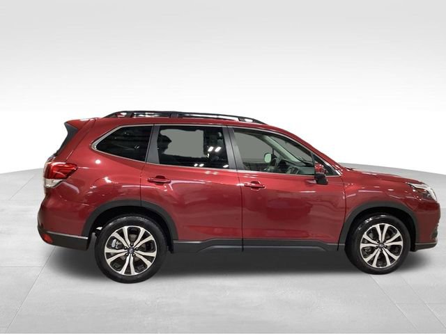 Used 2023 Subaru Forester Limited image 7