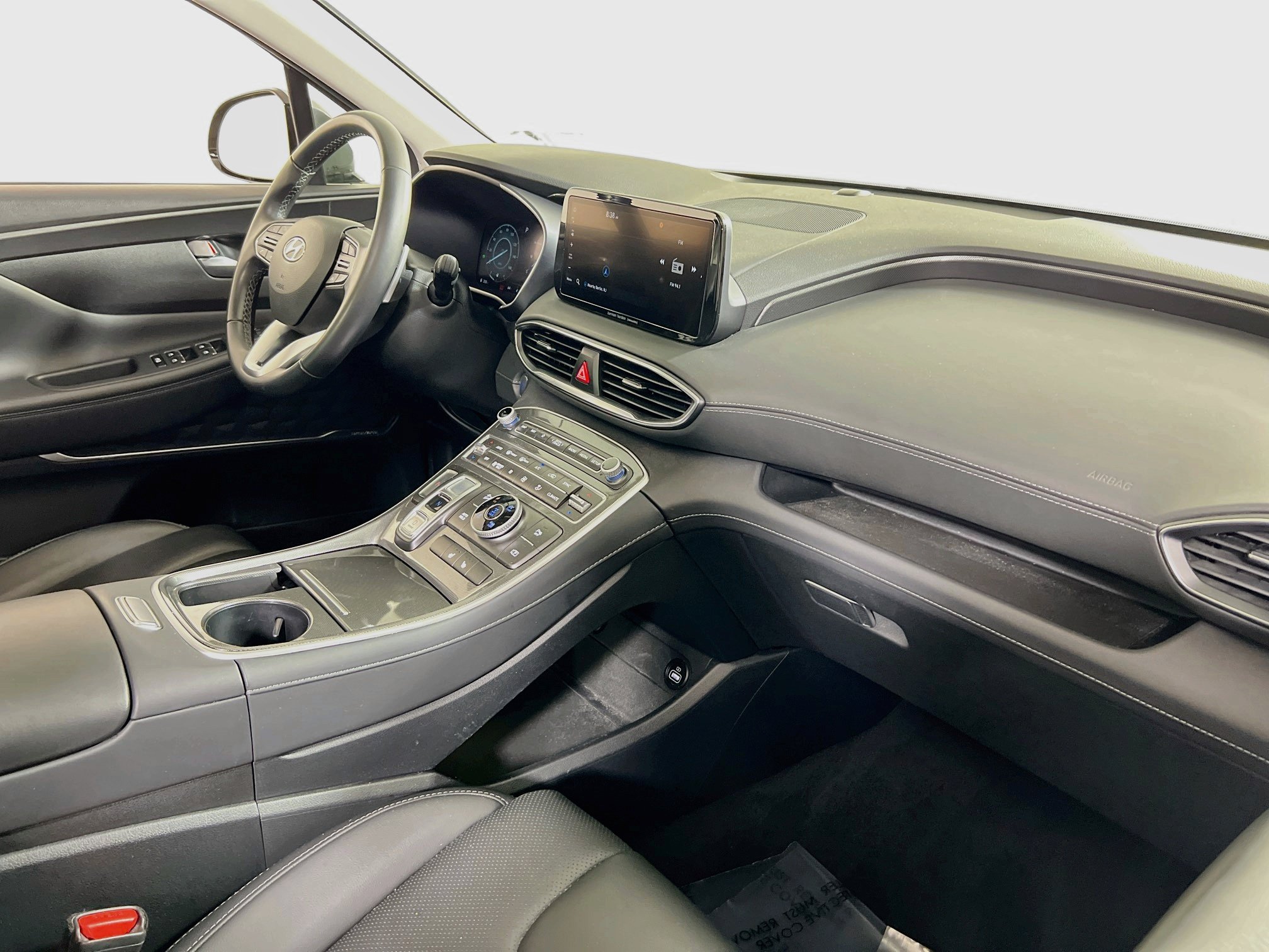 Used 2023 Hyundai Santa Fe SEL Premium w/ Cargo Package AWD/4WD image 29