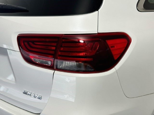 Used 2020 Kia Sorento EX FWD image 33