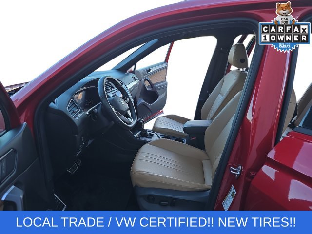 Used 2024 Volkswagen Tiguan SE R-Line FWD image 9