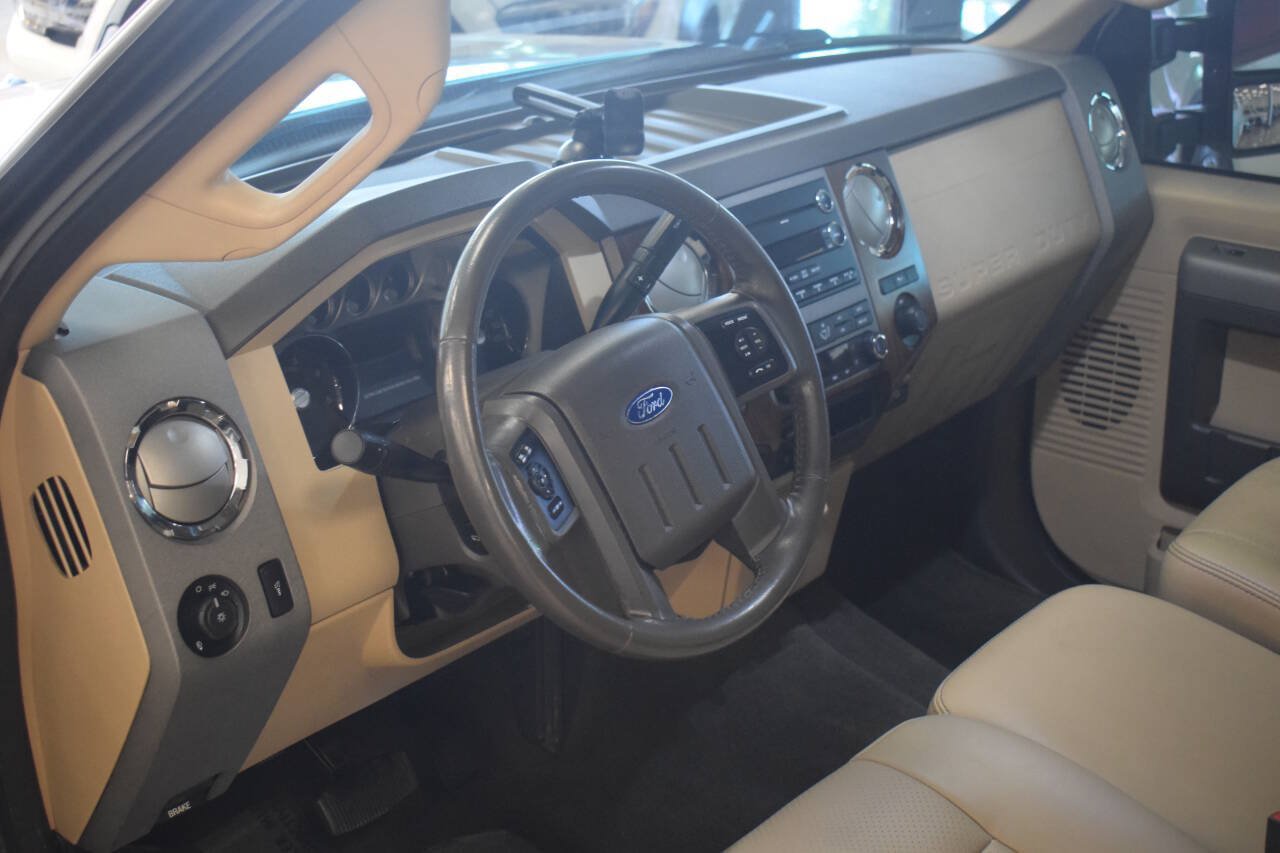 Used 2011 Ford F250 Lariat w/ Lariat Interior Pkg RWD image 40