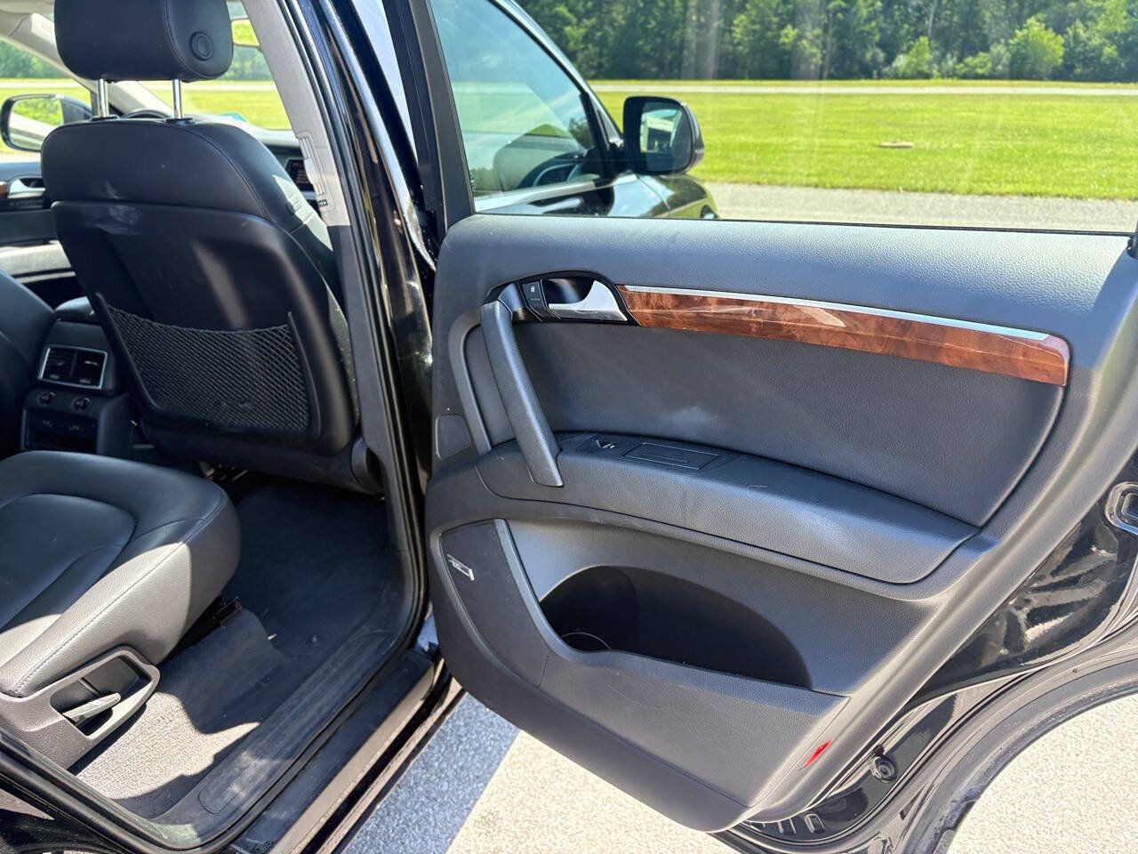 Used 2015 Audi Q7 TDI Premium Plus w/ Premium Plus Package AWD/4WD image 17