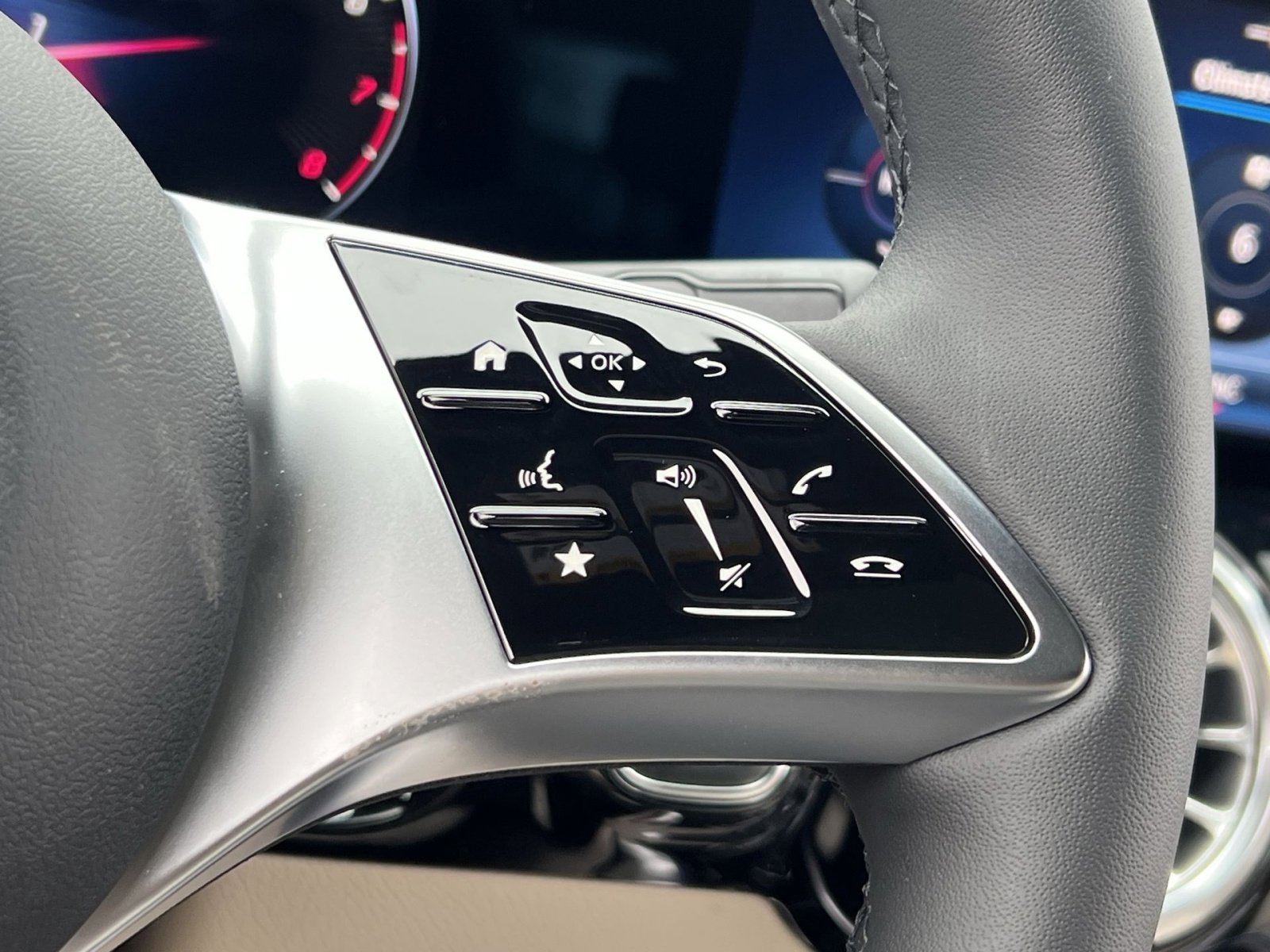 New 2026 Mercedes-Benz GLA 250 4MATIC image 29