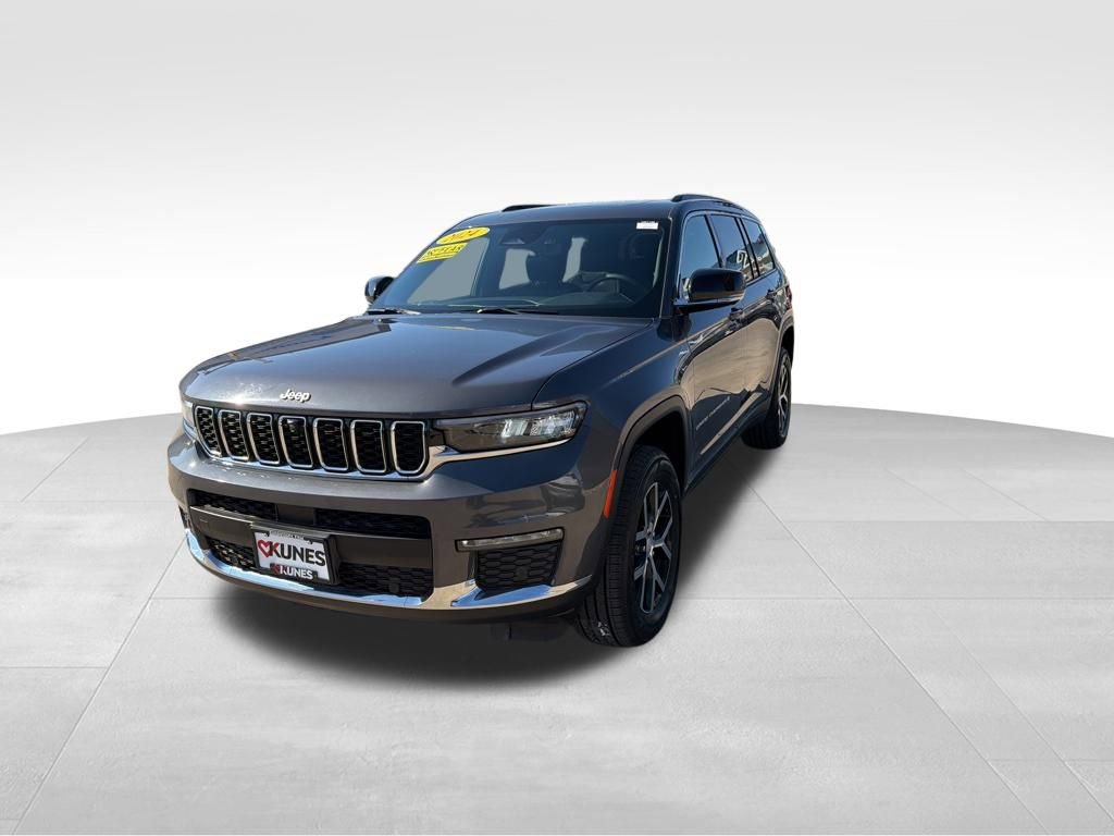 Used 2024 Jeep Grand Cherokee L Limited w/ Luxury Tech Group II image 5