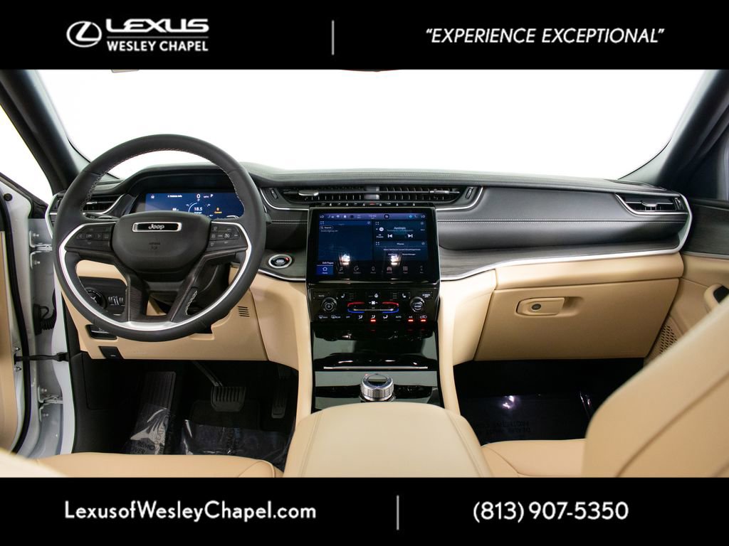 Used 2024 Jeep Grand Cherokee L Limited w/ Black Appearance Package RWD image 27