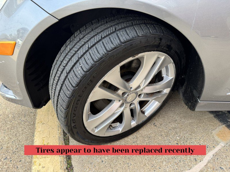 Used 2013 Mercedes-Benz C 300 4MATIC Sedan image 38