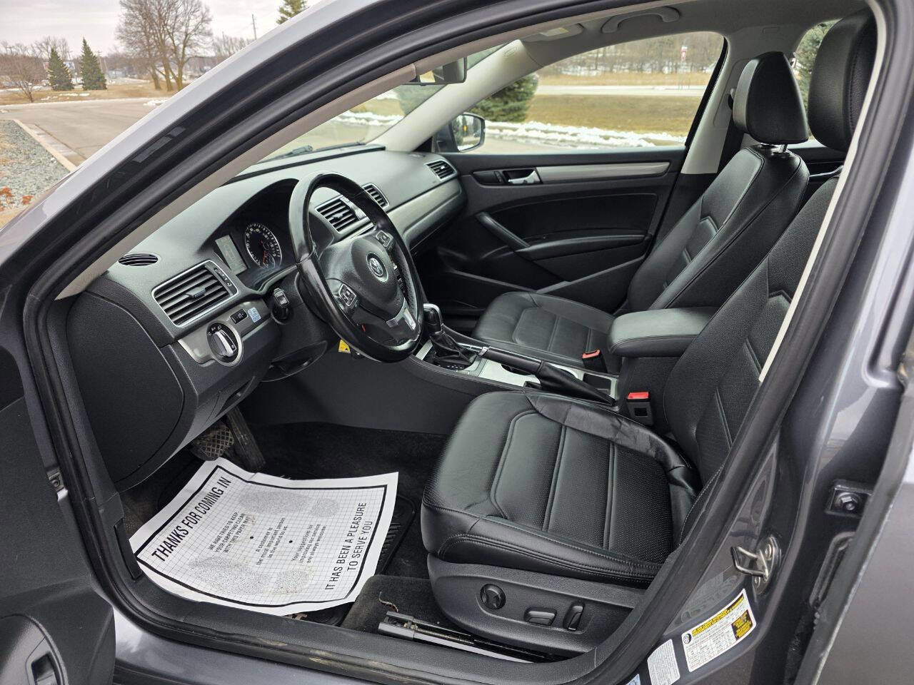 Used 2015 Volkswagen Passat TDI SE image 14