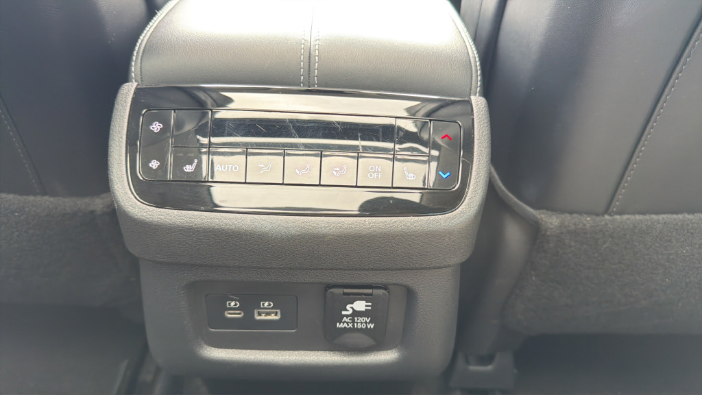 Used 2023 INFINITI QX60 Sensory AWD/4WD image 27