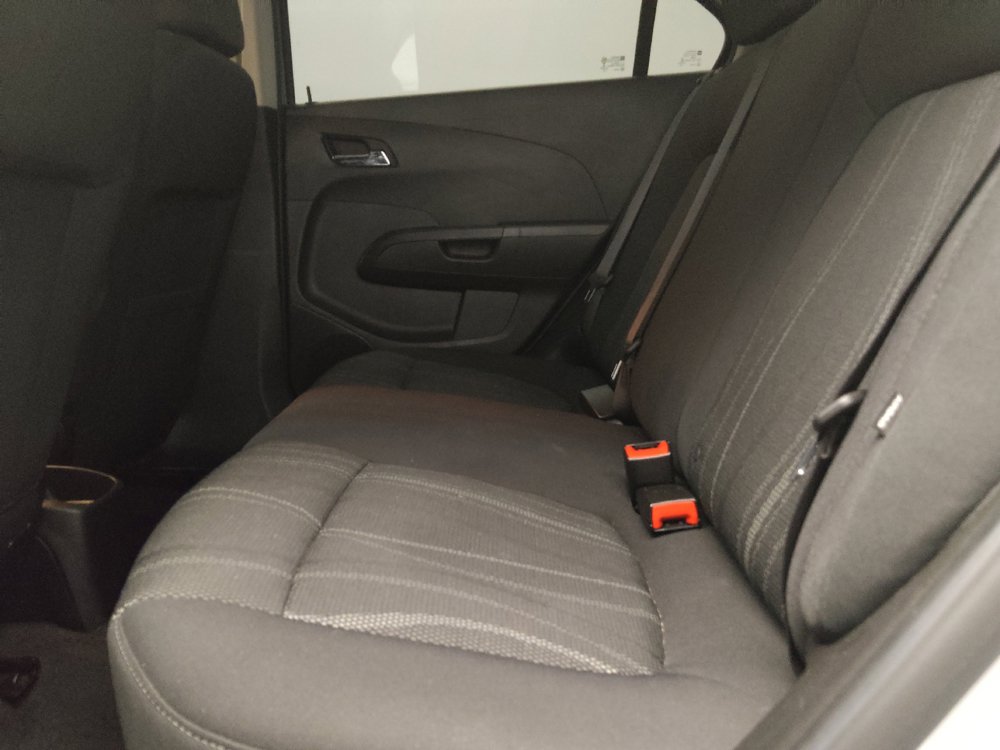 Used 2019 Chevrolet Sonic LT w/ Convenience Package FWD image 18