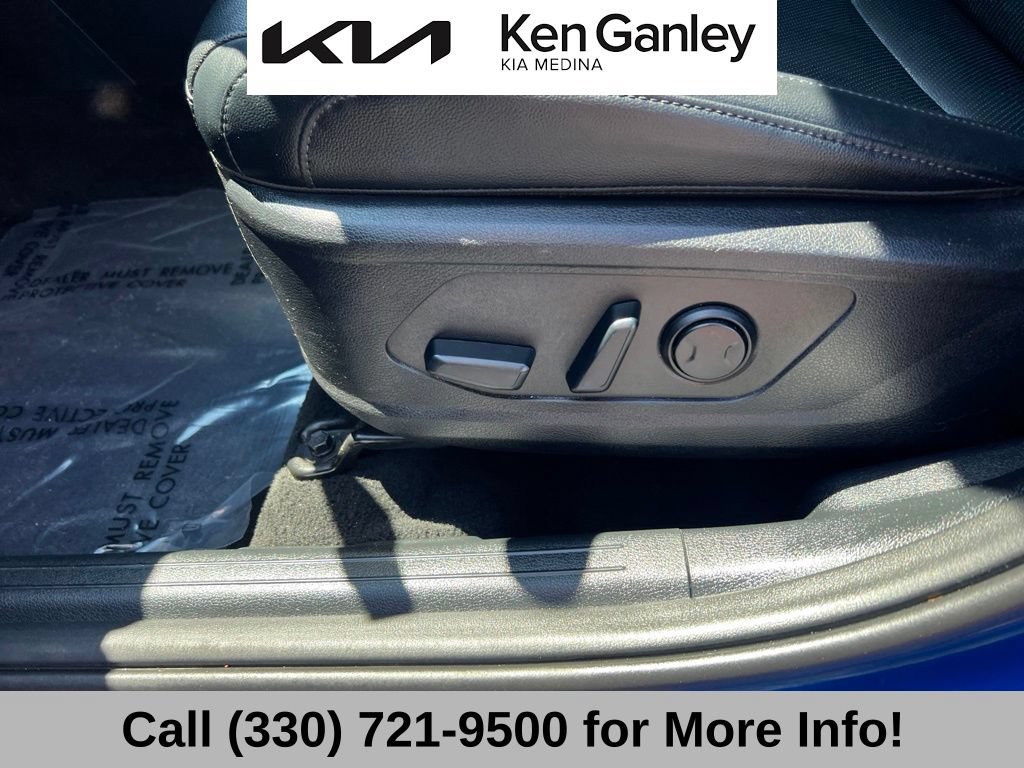 Certified 2024 Kia Sportage EX FWD image 29