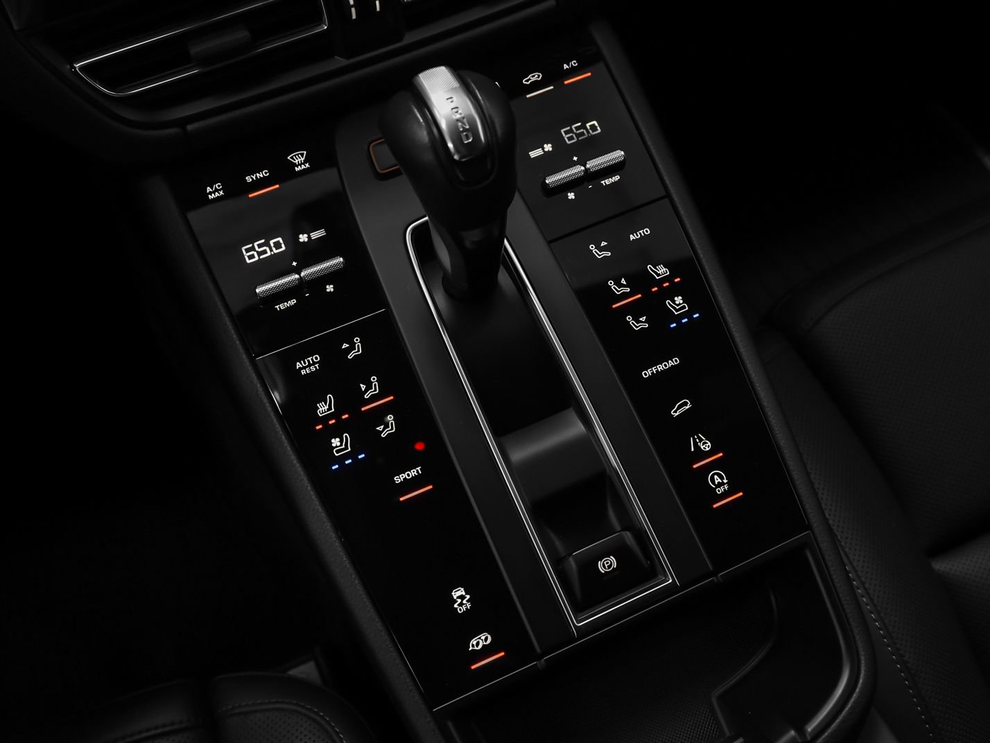 Used 2023 Porsche Macan image 33