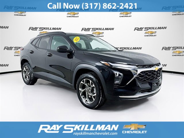 Used 2025 Chevrolet Trax LT w/ LT Convenience Package image 1