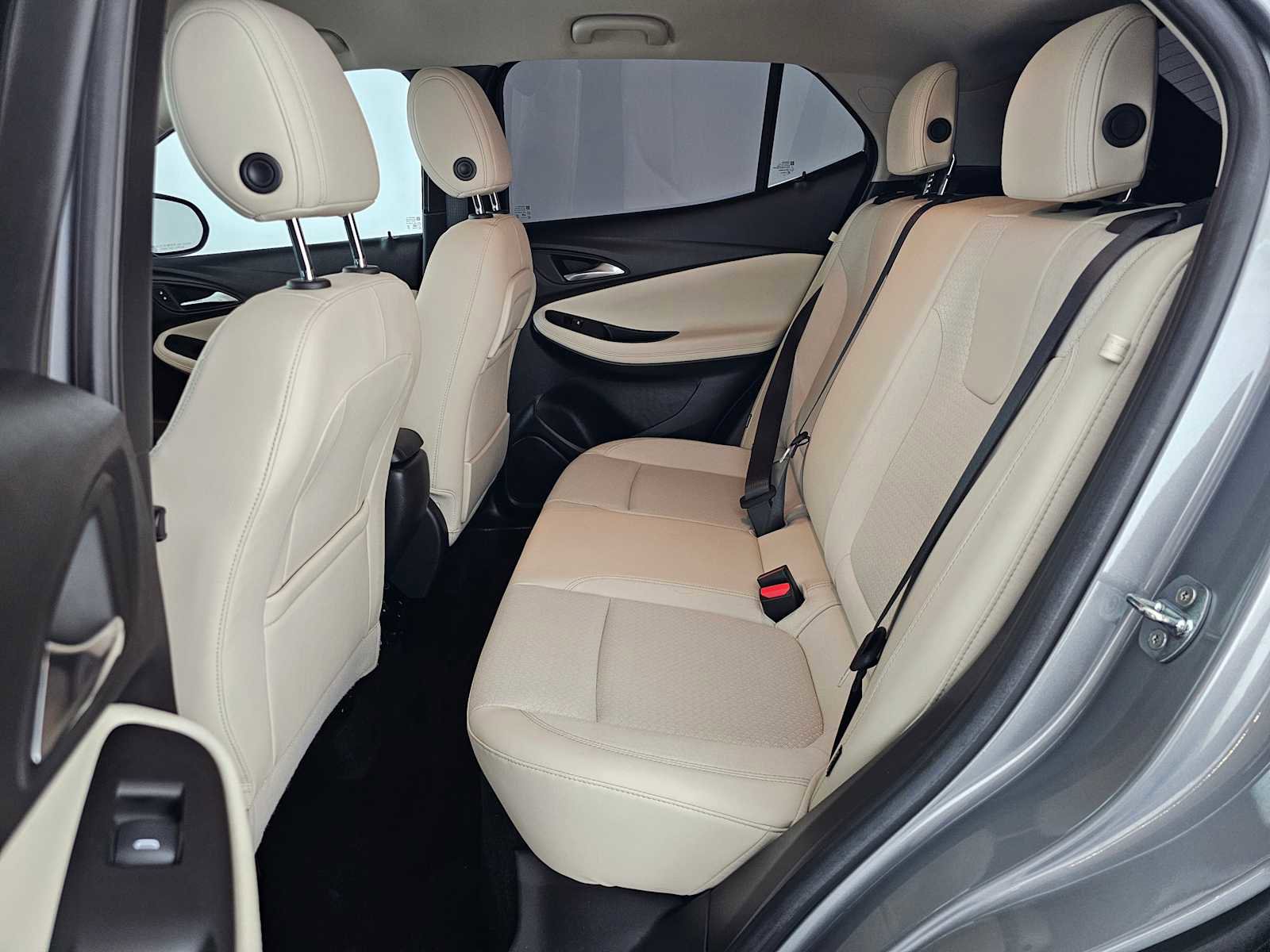 Used 2023 Buick Encore GX Preferred w/ Cold Weather Comfort Package image 16