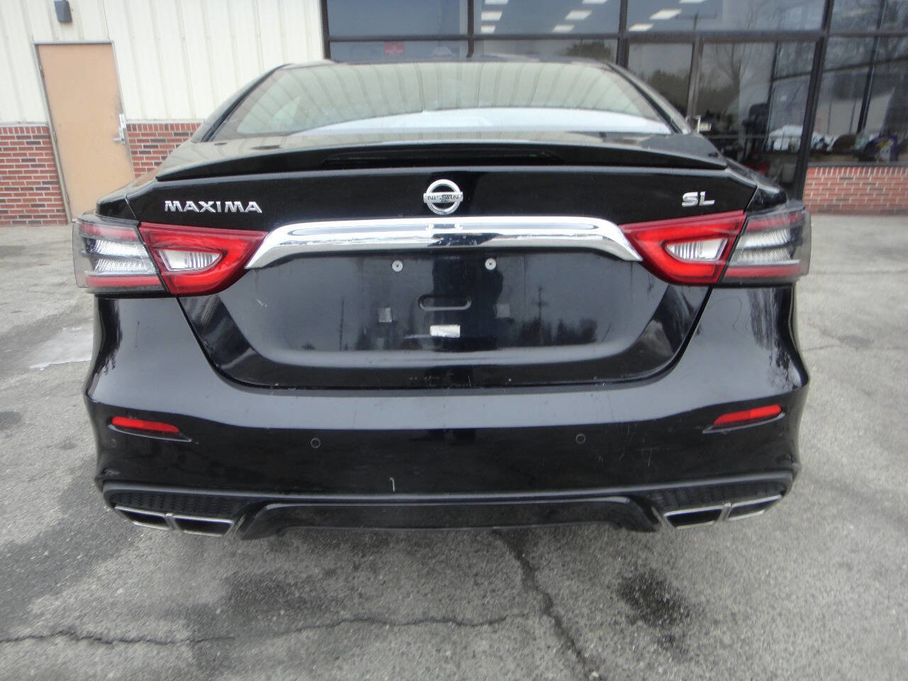 Used 2019 Nissan Maxima 3.5 SV w/ Floor Mat Group FWD image 5