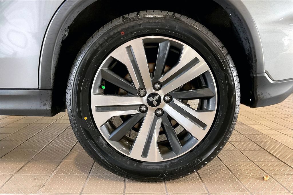 Used 2022 Mitsubishi Outlander Sport SE FWD image 32