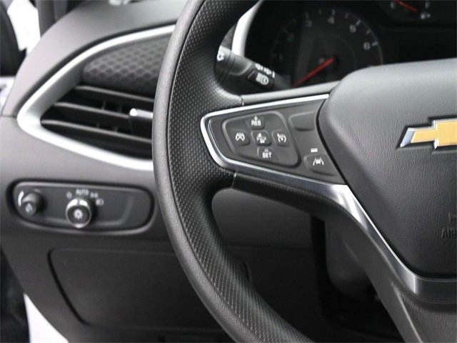 Used 2025 Chevrolet Malibu LT image 30