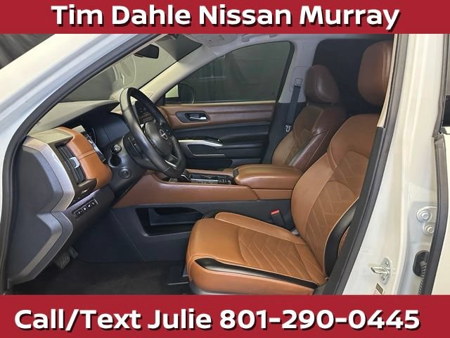 Used 2024 Nissan Pathfinder Platinum AWD/4WD image 21