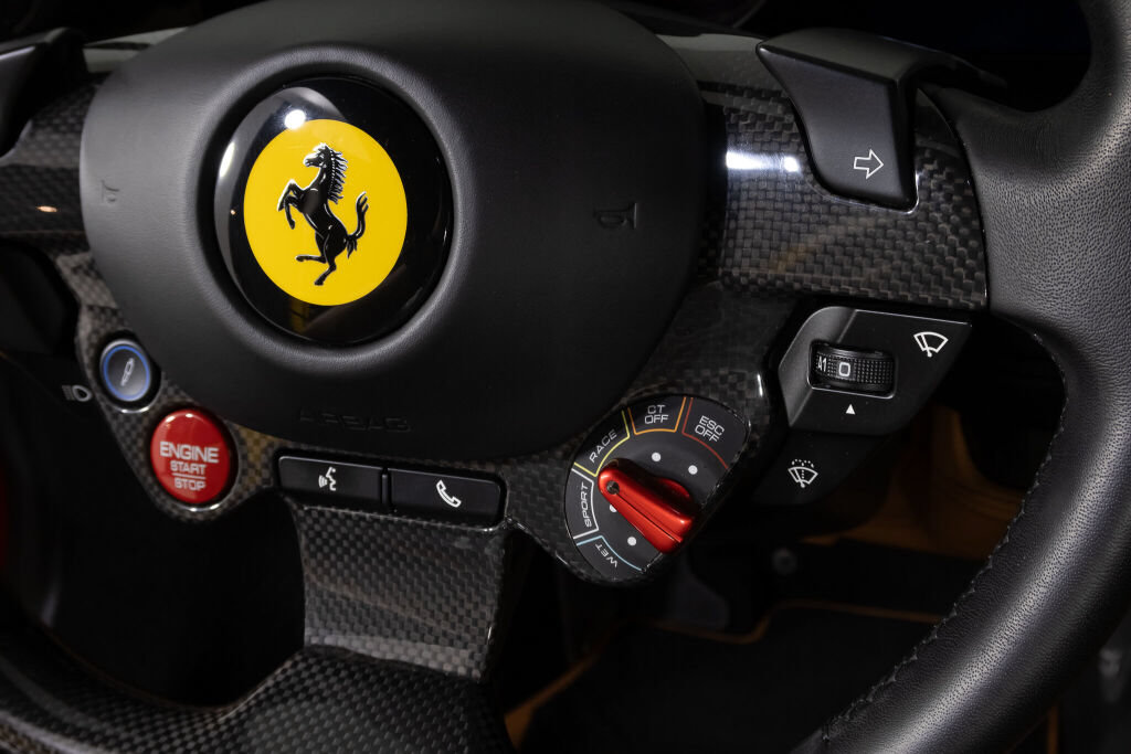 Certified 2022 Ferrari F8 Tributo RWD image 35