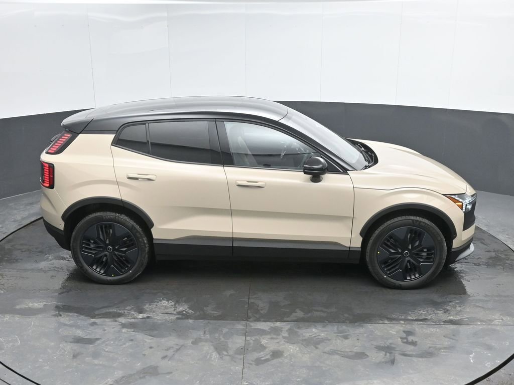 New 2026 Volvo EX30 Cross Country Ultra image 31