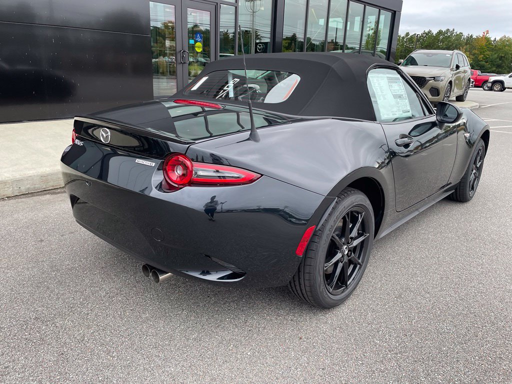 New 2026 MAZDA MX-5 Miata Sport RWD image 6
