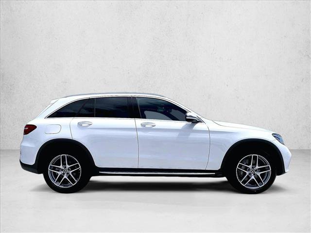 Used 2019 Mercedes-Benz GLC 300 4MATIC image 5