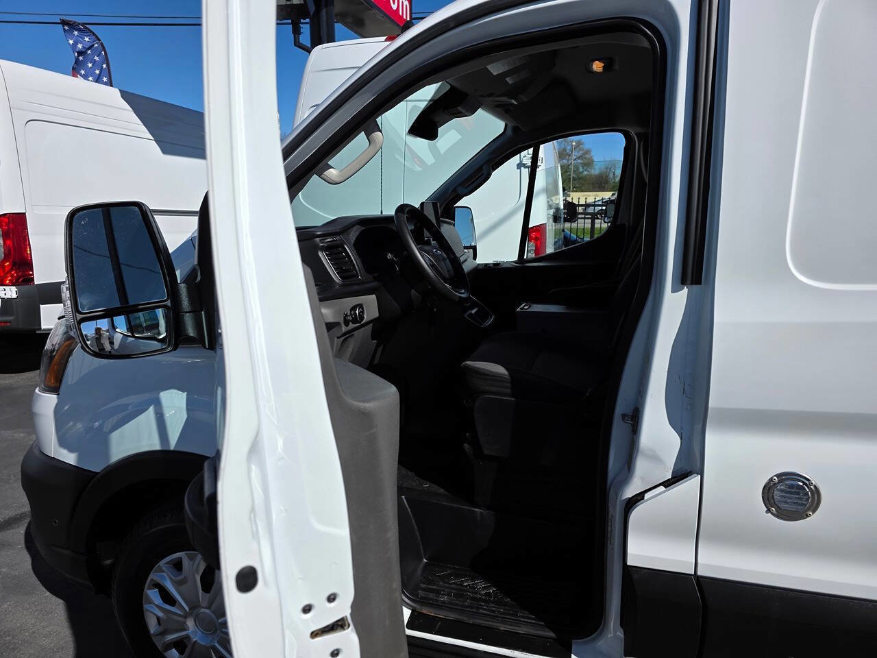 Used 2020 Ford Transit 250 Low Roof image 17